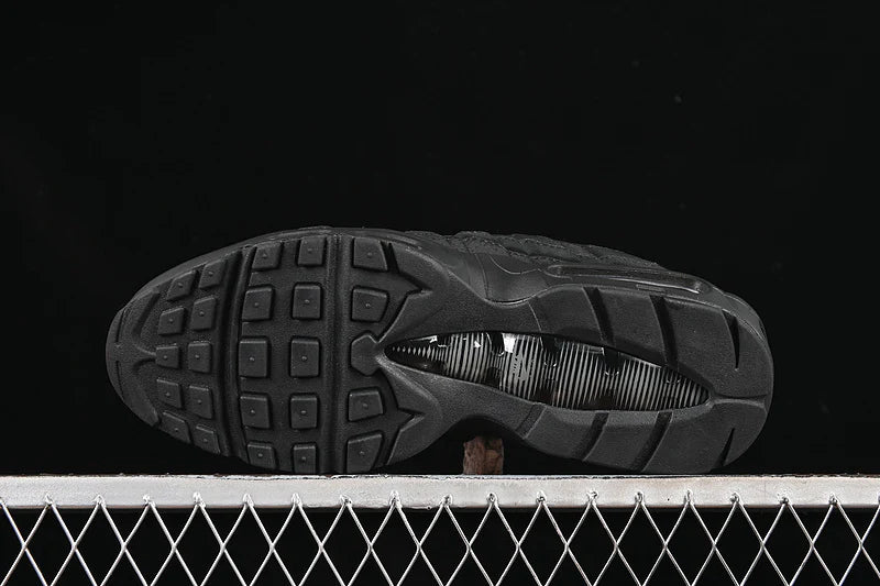 Nike Air Max 95 "Essential Black"