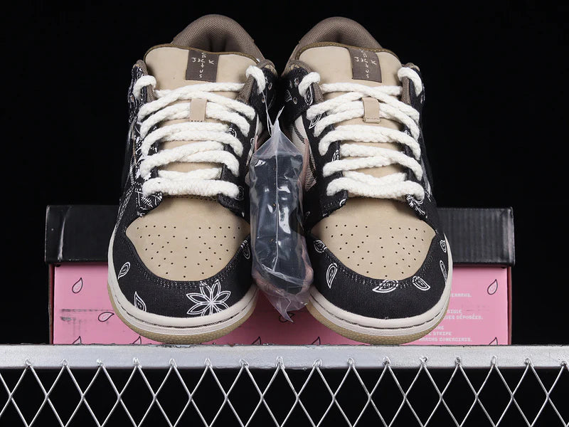 Air Jordan 1 Retro Low OG X Travis Scott "Cactus Jack"