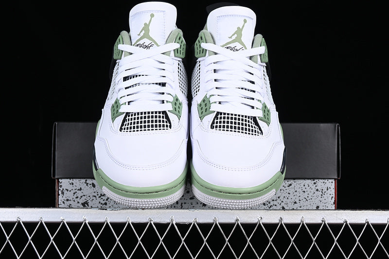 Air Jordan 4 Retro "Seafoam"