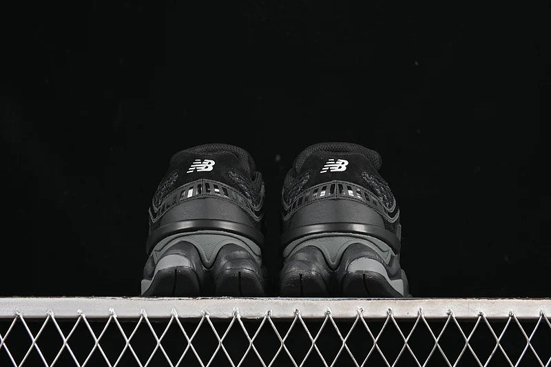NB 9060 "All Black/White"
