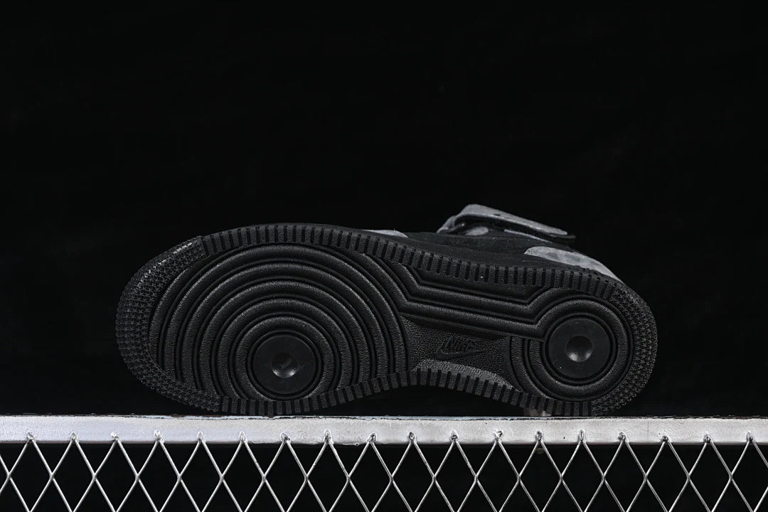Nike Air Force 1 Mid "Black/Grey"