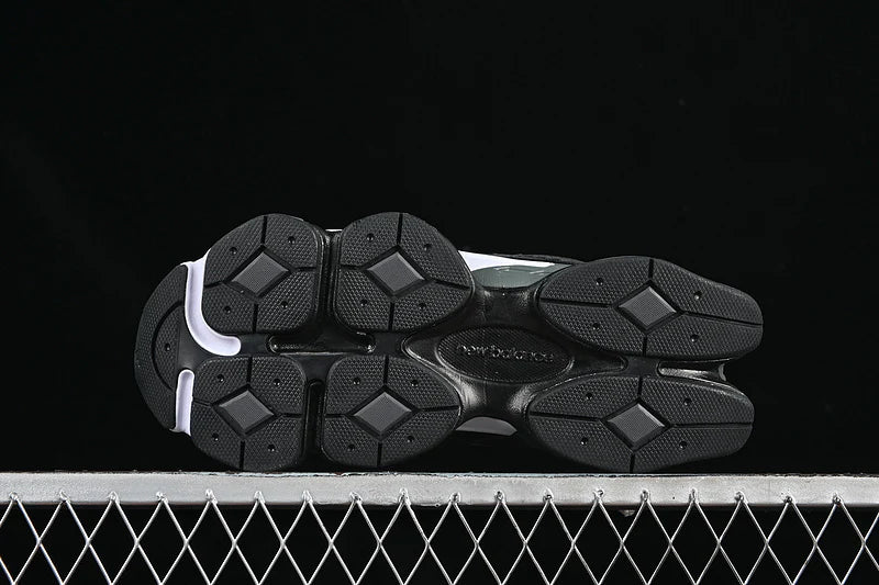 NB 9060 "Palace Black/Silver"