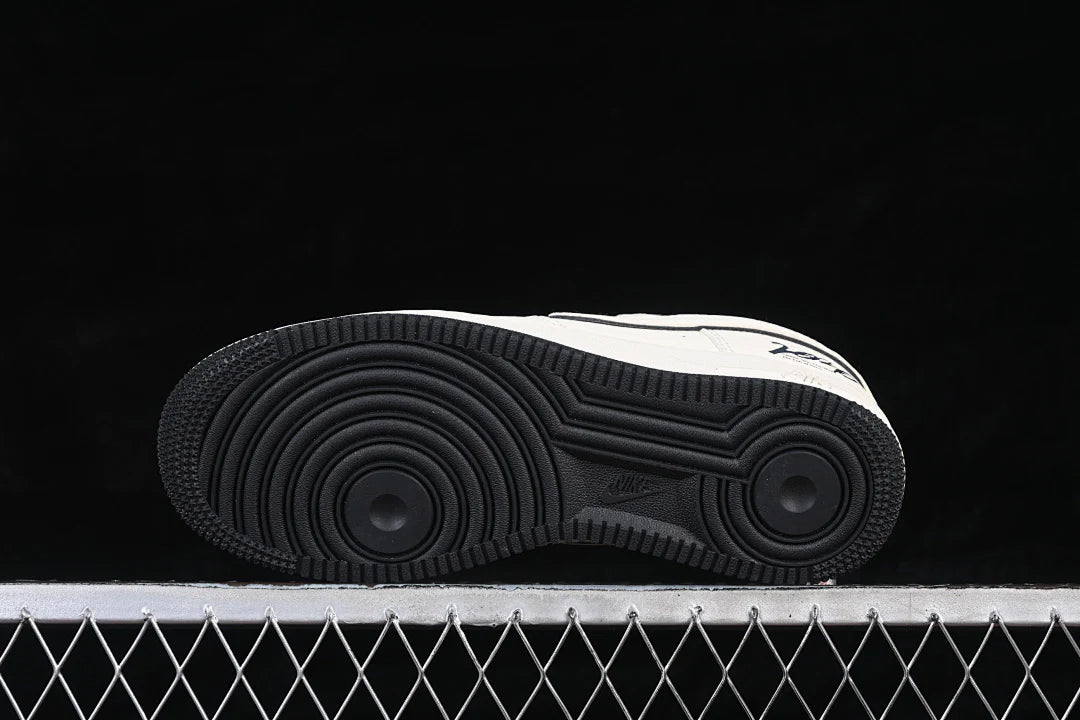 Nike Air Force 1 '07 SE "LNY" 2026