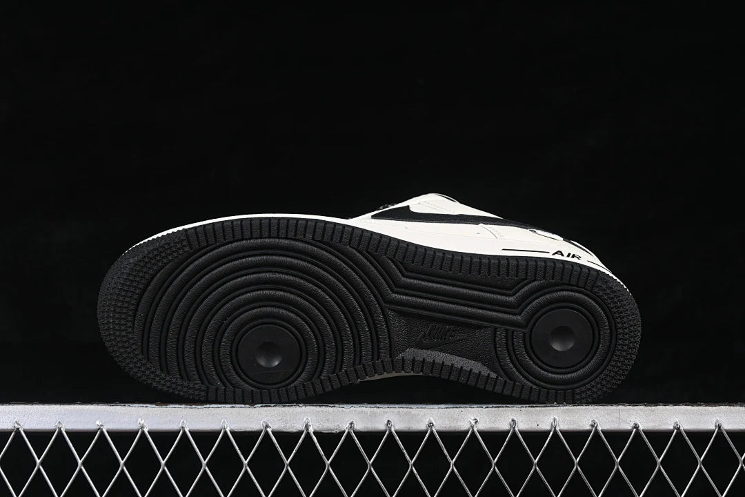 Nike Air Force 1 "B/W"