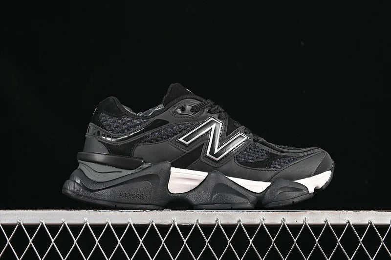NB 9060 "All Black/White"