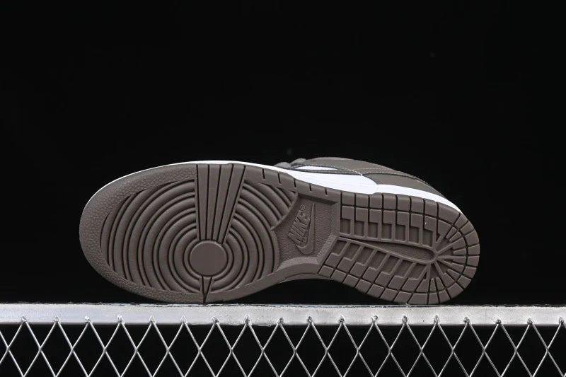 Nike SB Dunk Low "Cave Stone"