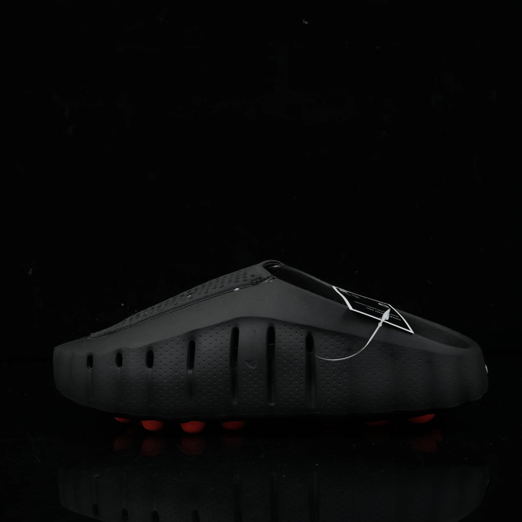 Nike Mind 001 "Black Hyper Crimson"
