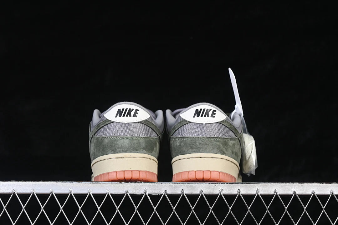 Nike SB Dunk Low Pro B "Sequoia Light Army"