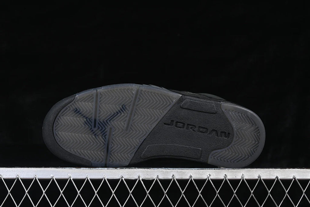 Air Jordan 5 Retro "Black Cat"