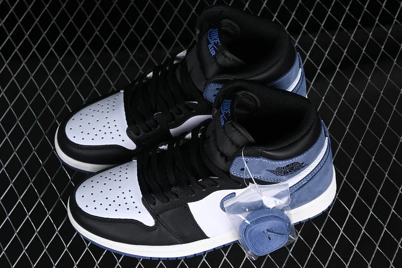 Air Jordan 1 Retro High OG "Blue Moon"