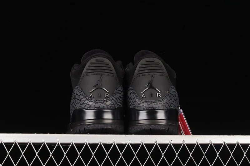 Air Jordan 3 Retro "Black Cat"