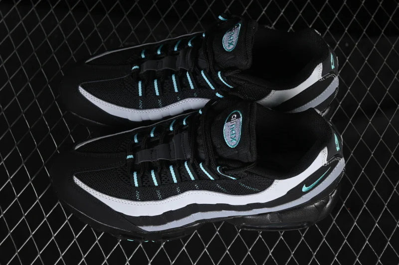 Nike Air Max 95 "Black Aurora Green"