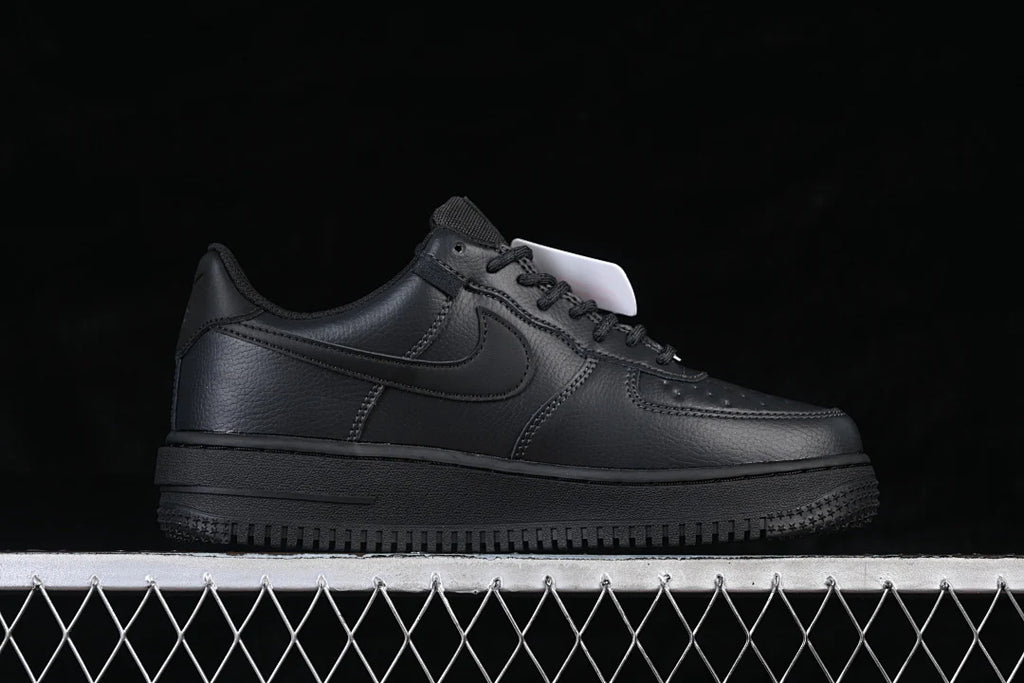 Air Force 1 Black Vibram – Premier