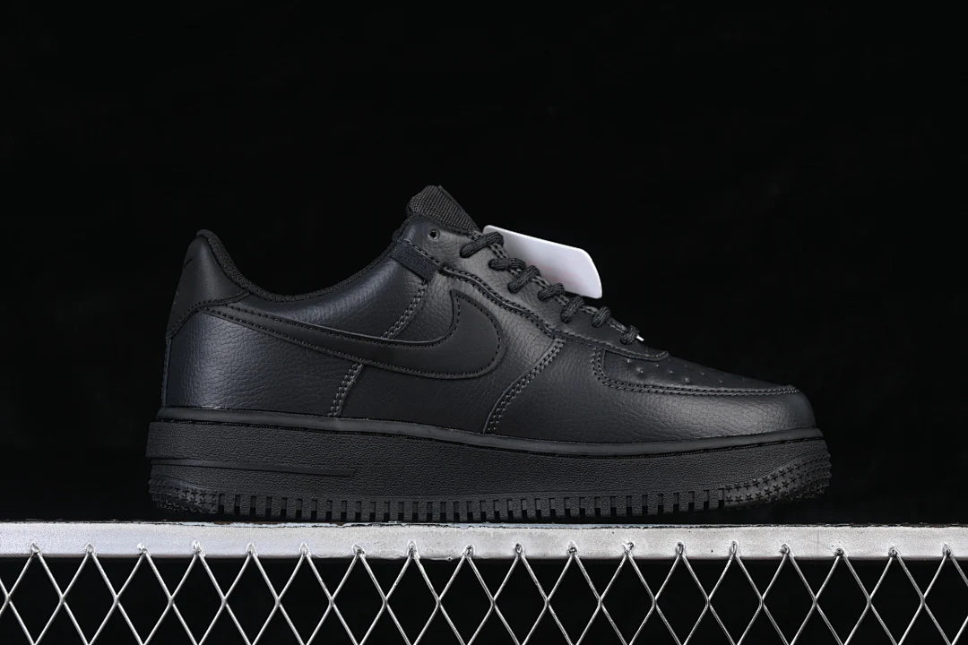 Air Force 1 Black Vibram – Premier