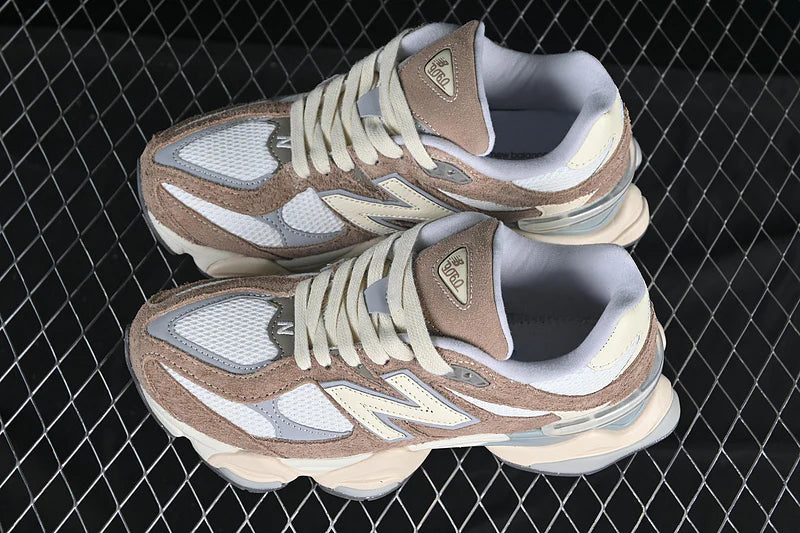 NB 9060 "Driftwood"