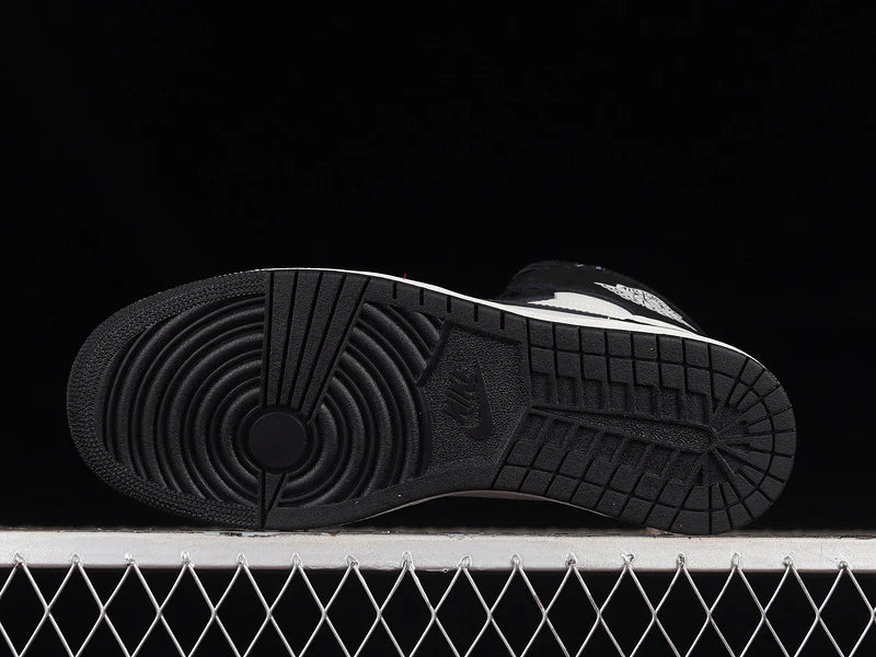 Air Jordan 1 Retro High OG "Black White"