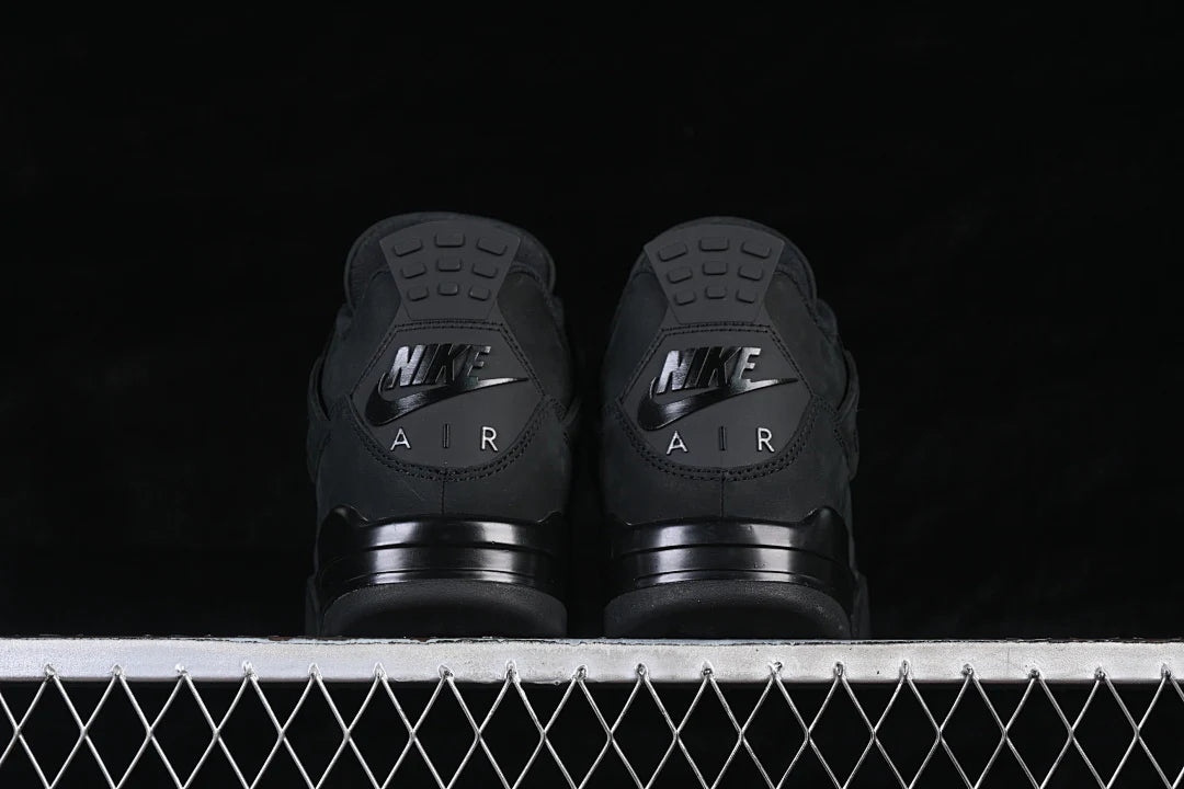 Air Jordan 4 Retro "Black Cat" '2025'