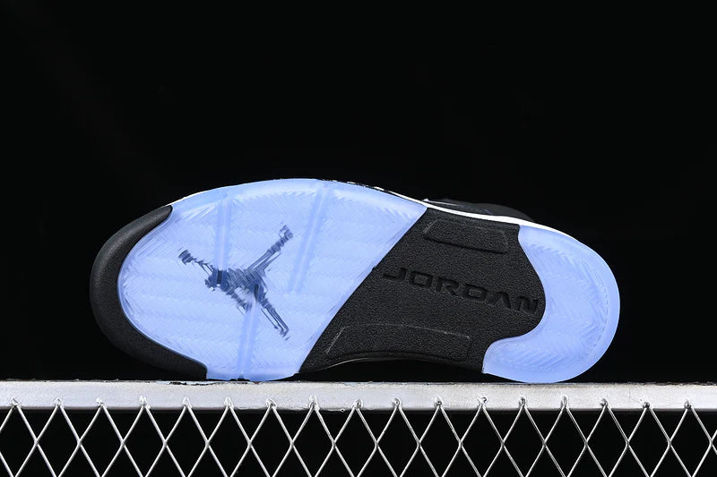 Air Jordan 5 Retro "Moonlight"