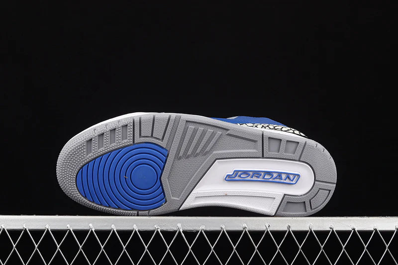 Air Jordan 3 Retro "Varsity Royal"
