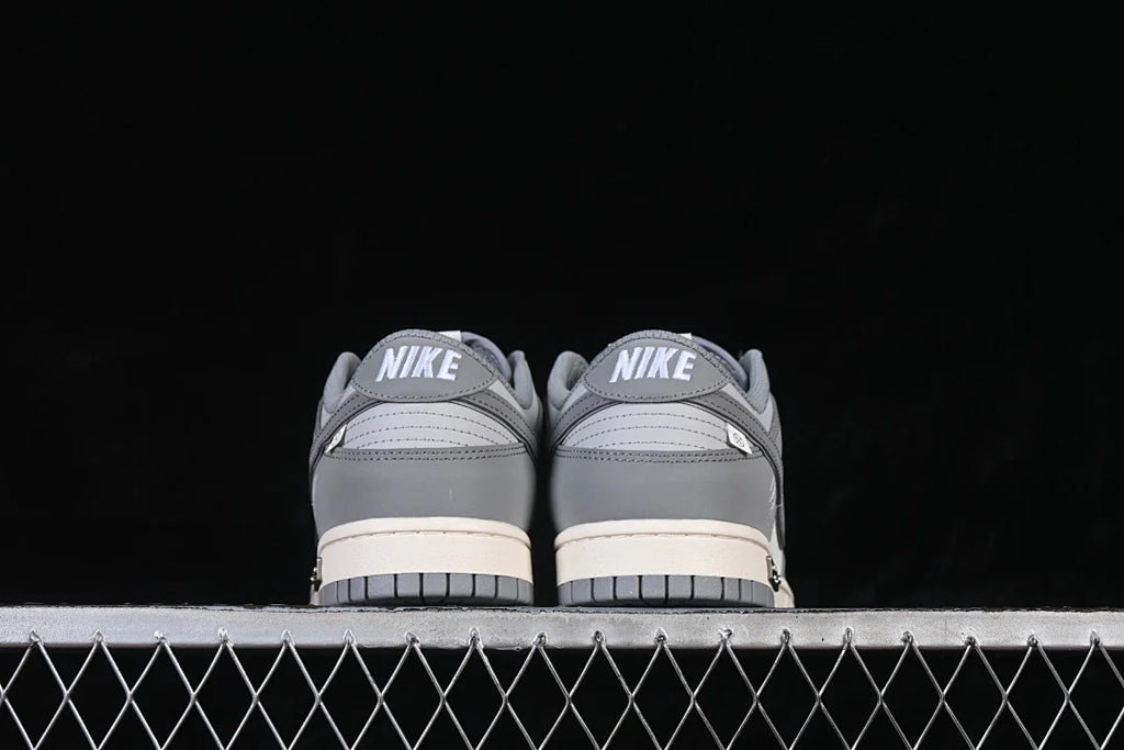 Nike SB Dunk Low "White Gray"