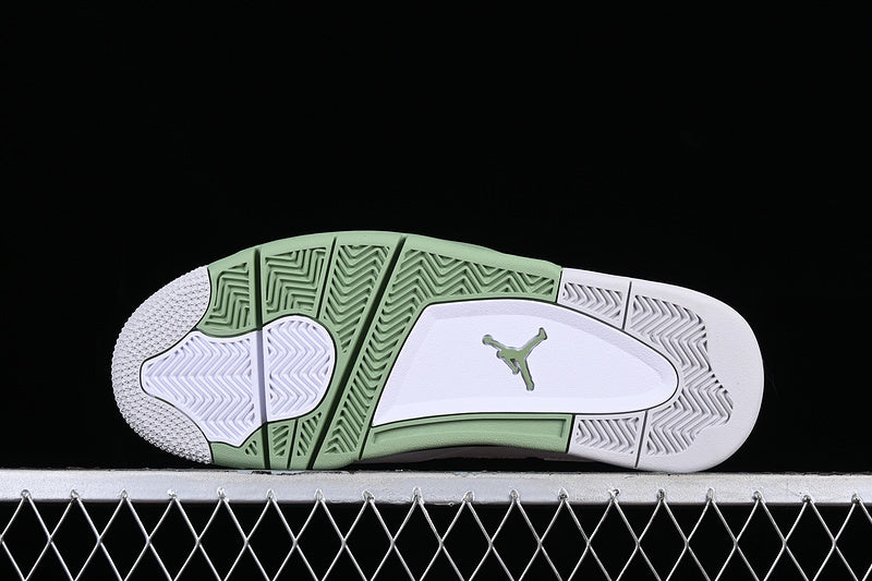 Air Jordan 4 Retro "Seafoam"