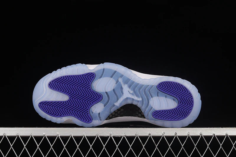 Air Jordan 11 Retro Low "Concord"