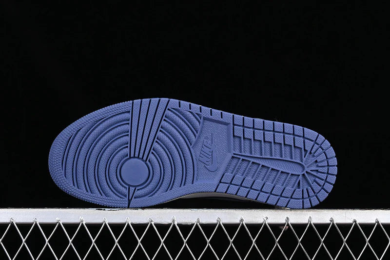 Air Jordan 1 Retro High OG "Blue Moon"