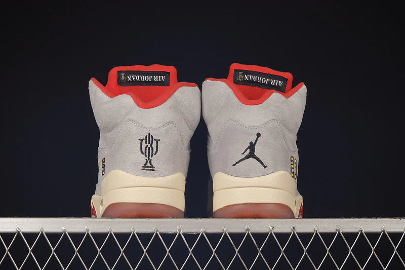 Air Jordan 5 Retro "Ice Blue"