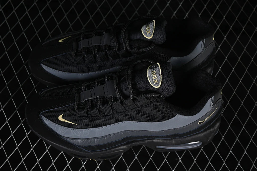 Nike Air Max 95 "Batman"