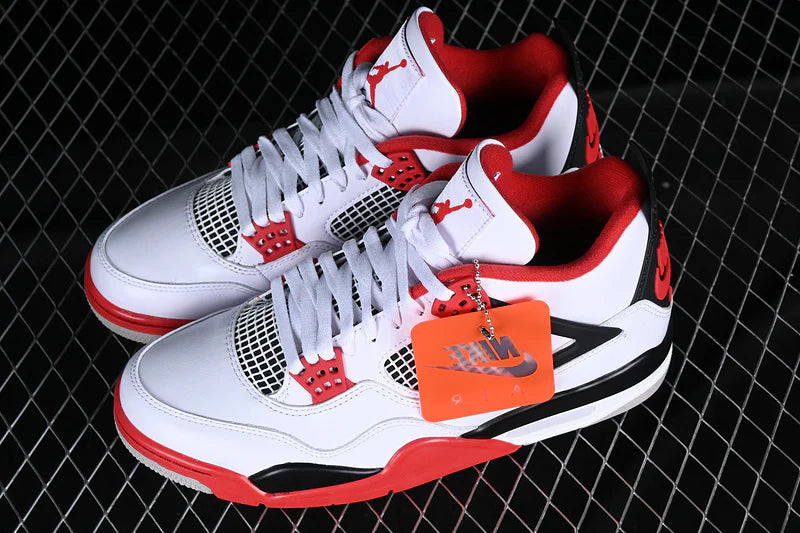 Air Jordan 4 Retro "Fire Red"