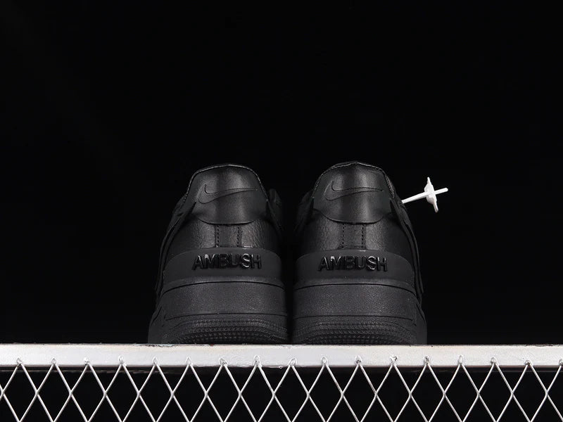Air Force 1 Low SP AMBUSH "Black"