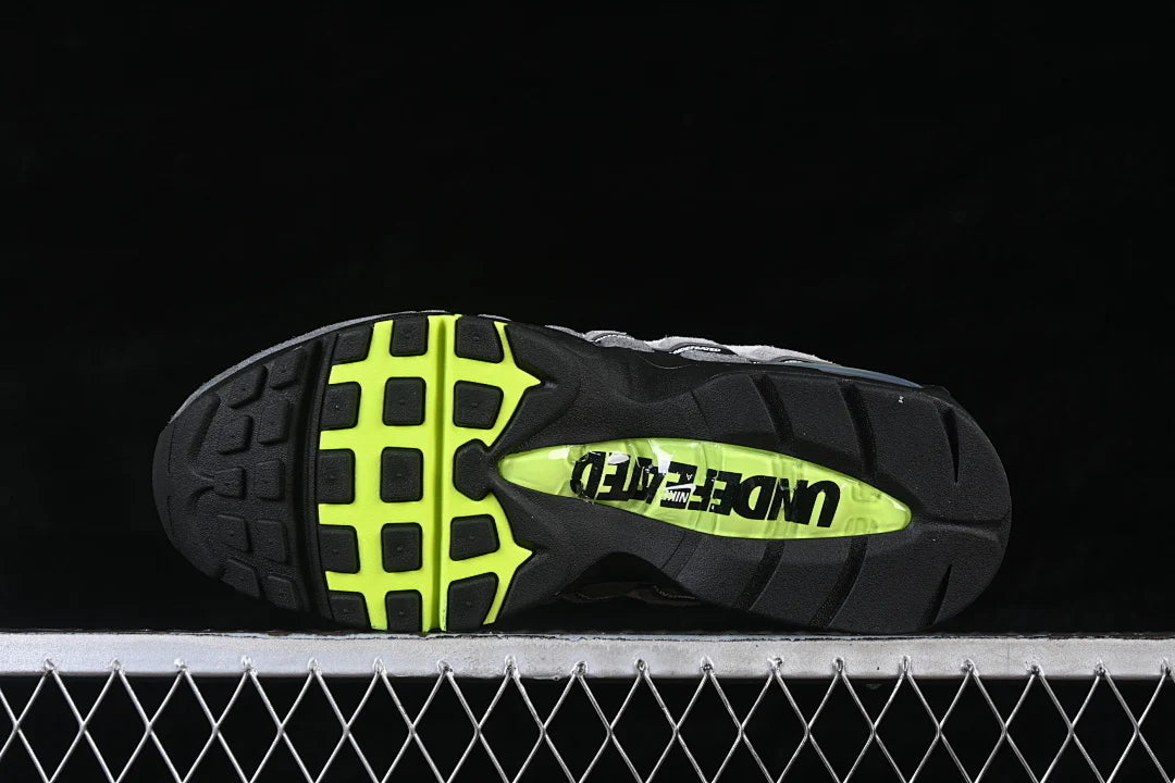 Nike Air Max 95 x UNDEFEATED "Geo NYC Neon"