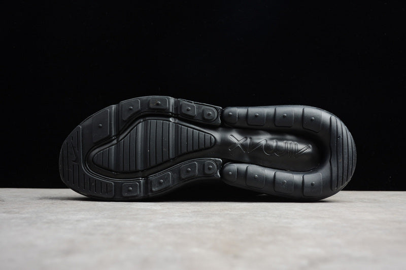 Nike Air Max 270 "Triple Black"