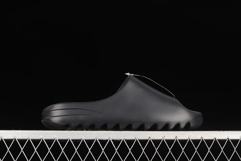 Adidas Yeezy Slide "Granite"