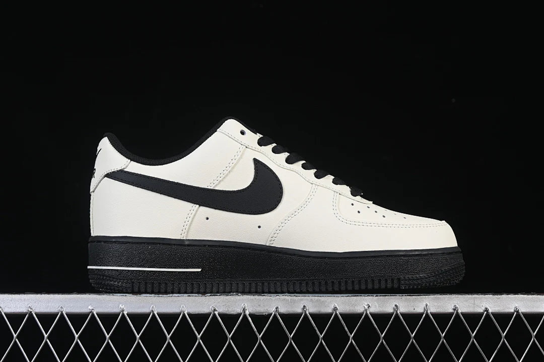 Nike Air Force 1 "Cream/Black"