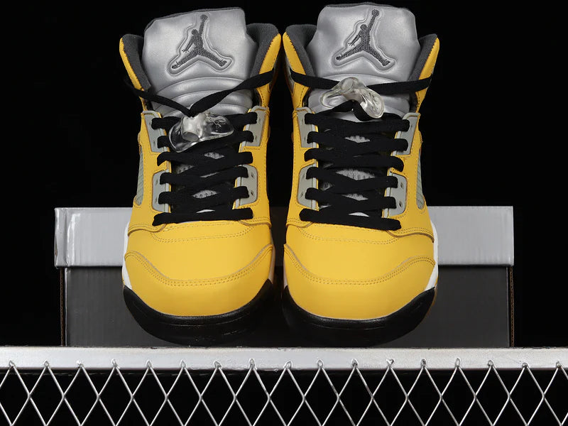Air Jordan 5 Retro T23 "Tokyo