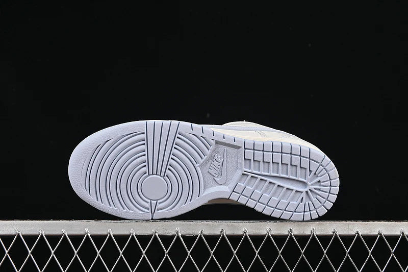 Nike SB Dunk Low "Blue Tint"