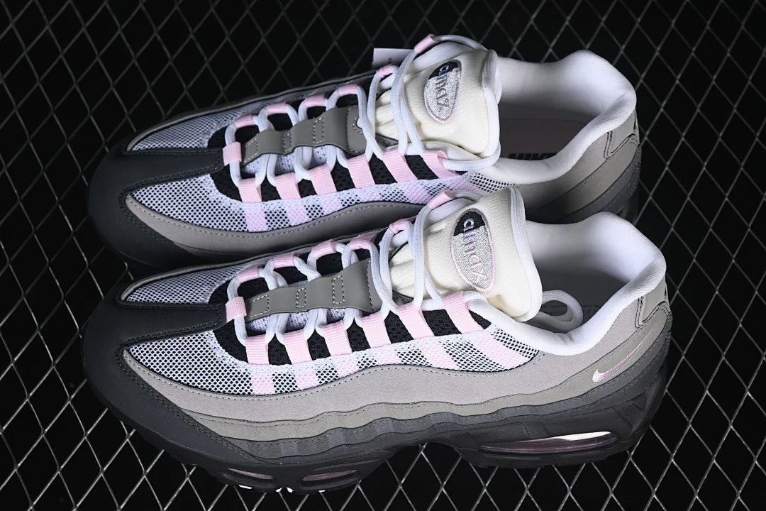 Nike Air Max 95 "Fireberry"