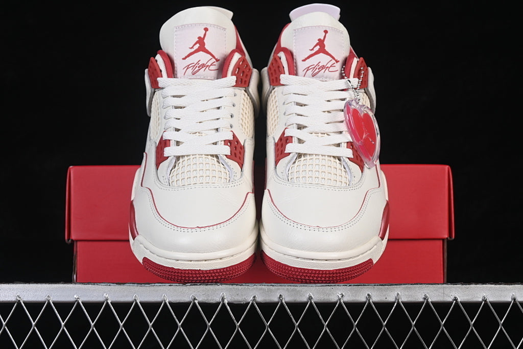Air Jordan 4 Retro "Valentine's Day"