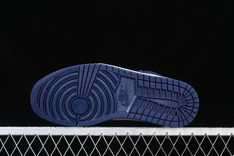 Air Jordan 1 Retro High OG "Midnight Navy"