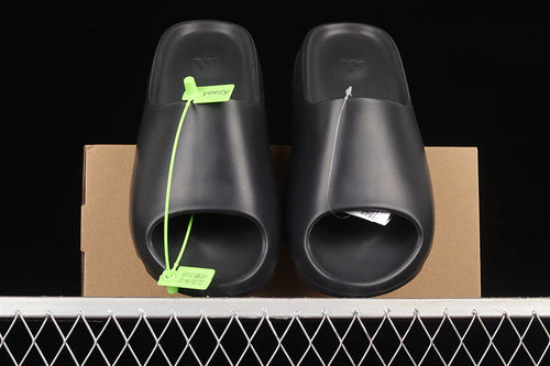 Adidas Yeezy Slide "Granite"