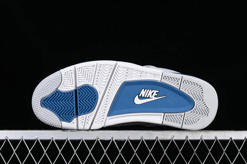 Air Jordan 4 Retro "Military Blue"