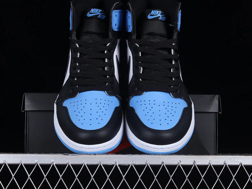 Air Jordan 1 Retro High OG "UNC Toe"
