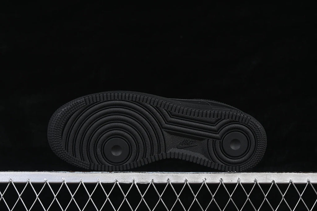 Nike Air Force 1 "Blackout"
