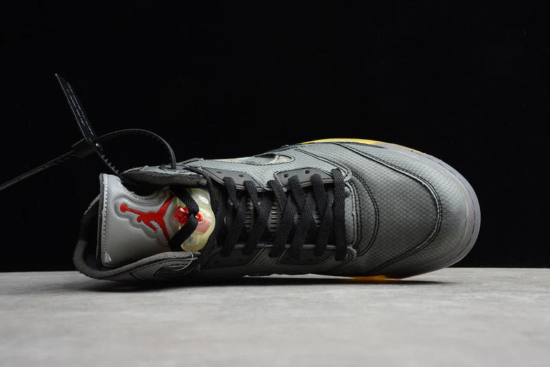 Air Jordan 5 Retro SP X Off-White "Muslin"