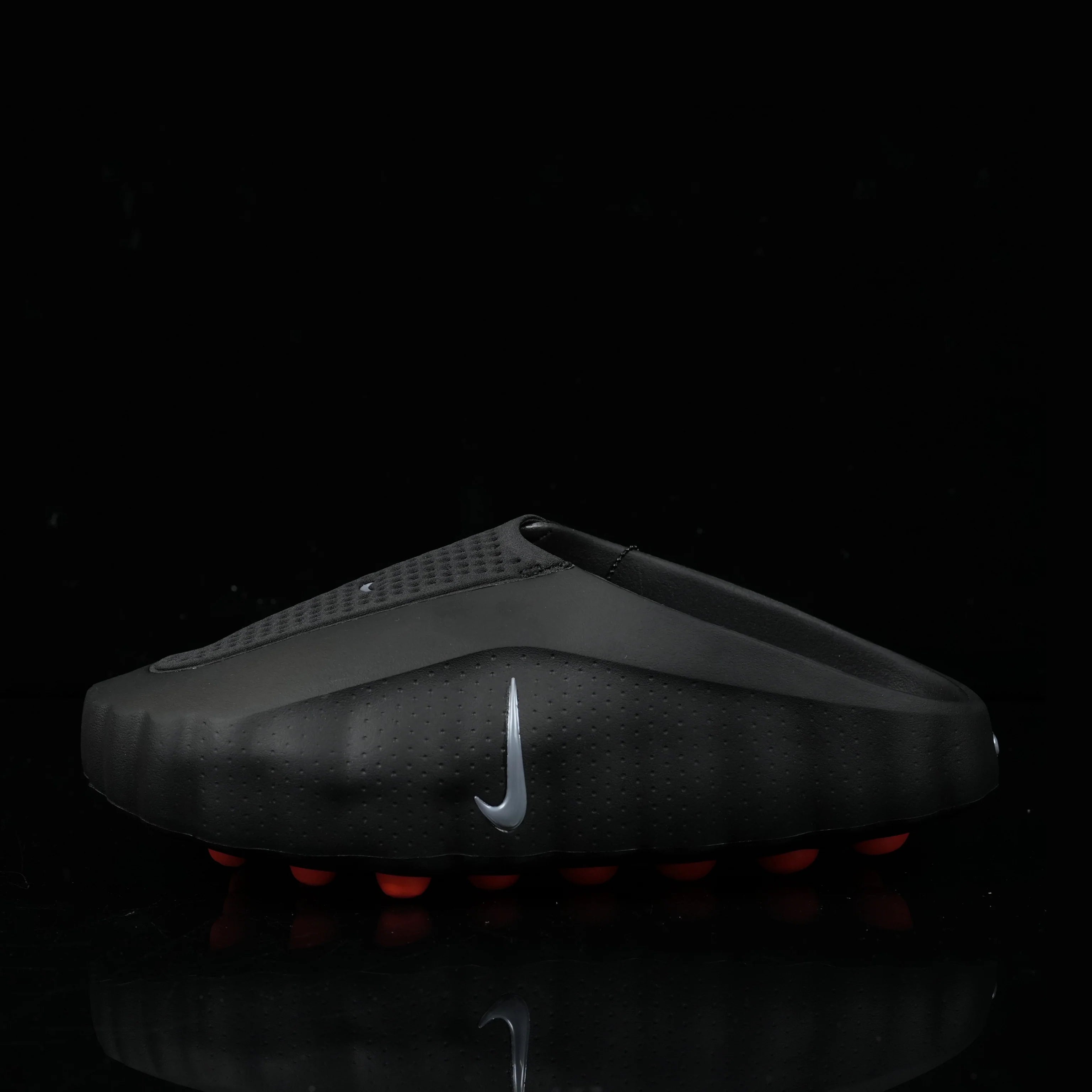 Nike Mind 001 "Black Hyper Crimson"