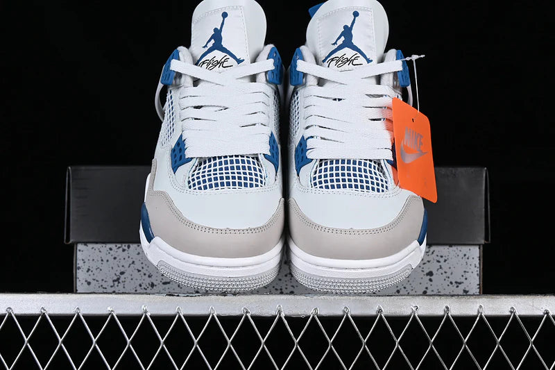 Air Jordan 4 Retro "Military Blue"