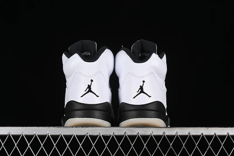 Air Jordan 5 Retro "White Black"