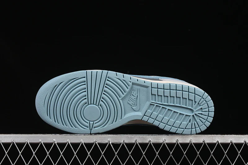 Nike SB Dunk Low "Photon Dust / Denim Turquoise"