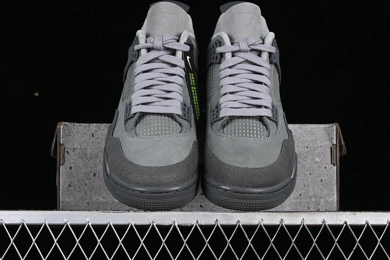 Air Jordan 4 Retro SE "Wet Cement"